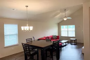 1345 Lariat Rdg Trl, Houston, TX 77049 - Photo 13