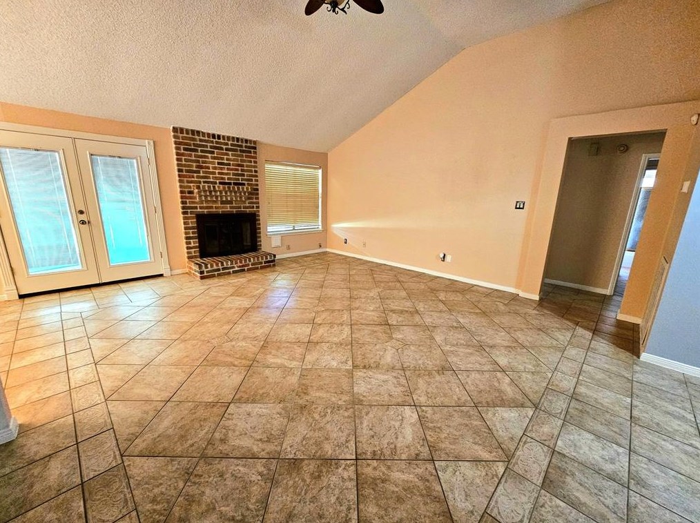 12110 Hedgedown Dr, Houston TX  77065-4385 exterior