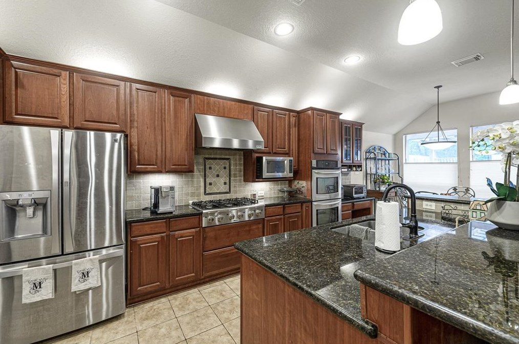 26940 Merlot Riv Dr, Humble TX 77339-1448 exterior