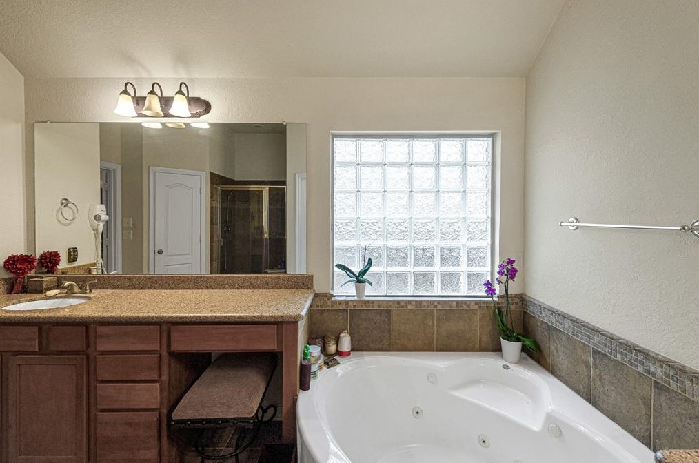 26940 Merlot Riv Dr, Humble TX 77339-1448 exterior