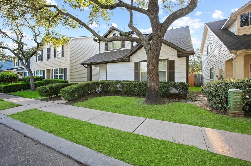 3947 Carriage Park Row, Missouri City TX  77459-2448 exterior