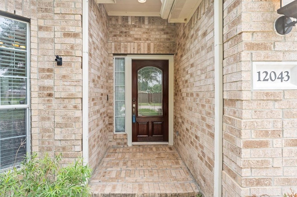 12043 Bogey Way, Pearland TX  77581-1603 exterior