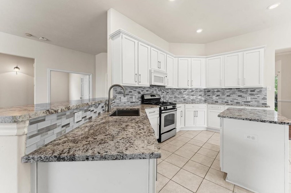 12043 Bogey Way, Pearland TX  exterior