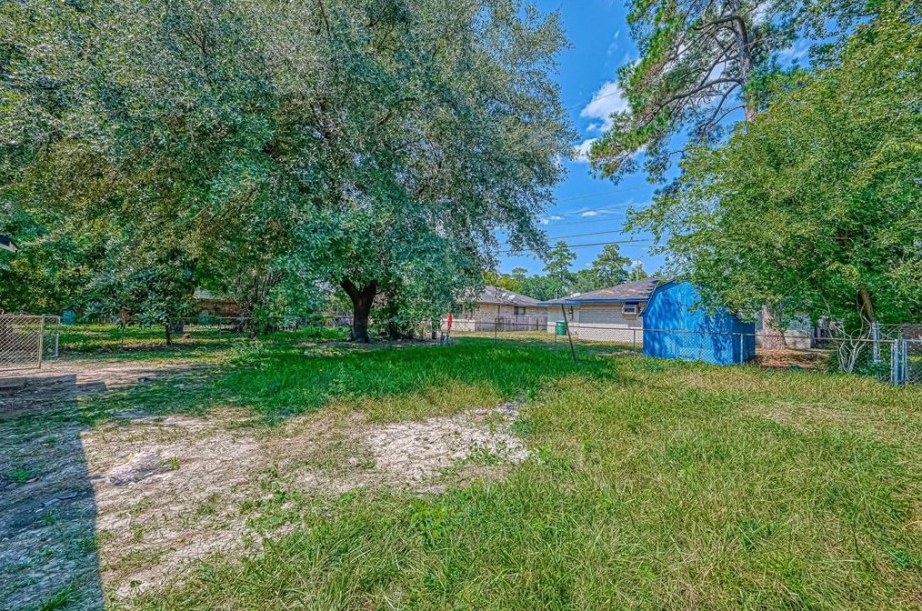 6419 Mohawk St, Houston TX 77016-2002 exterior