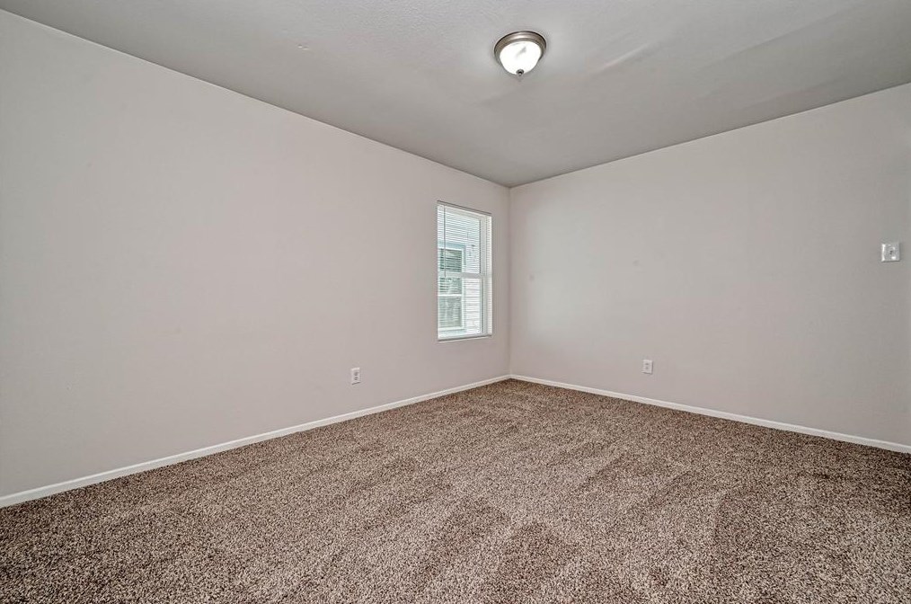 6419 Mohawk St, Houston TX 77016-2002 exterior