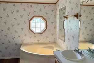 13556 Needham Pl, Willis, TX 77318 - Photo 11