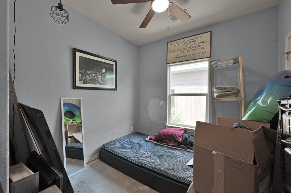 16918 Hammon, Montgomery TX 77316-6722 exterior