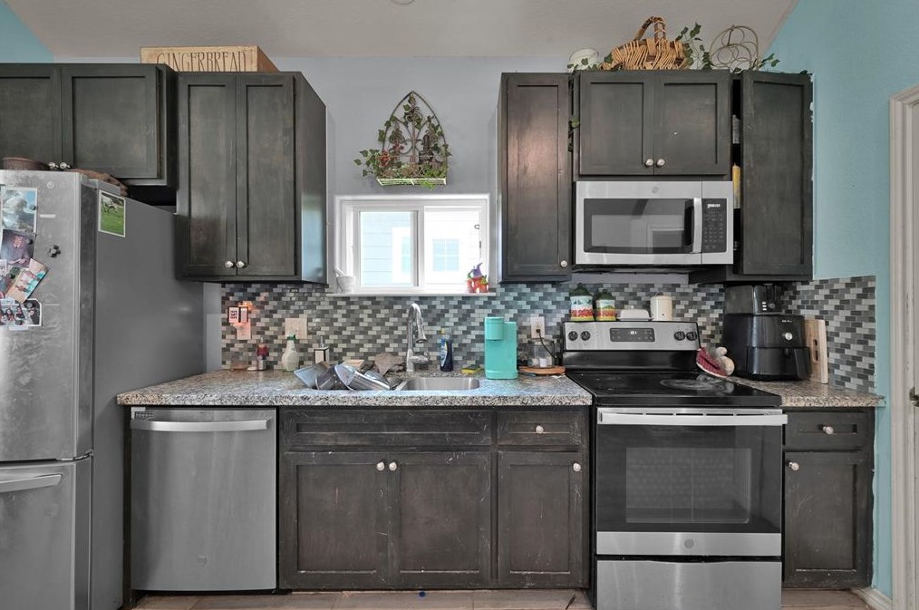 16918 Hammon, Montgomery TX 77316-6722 exterior