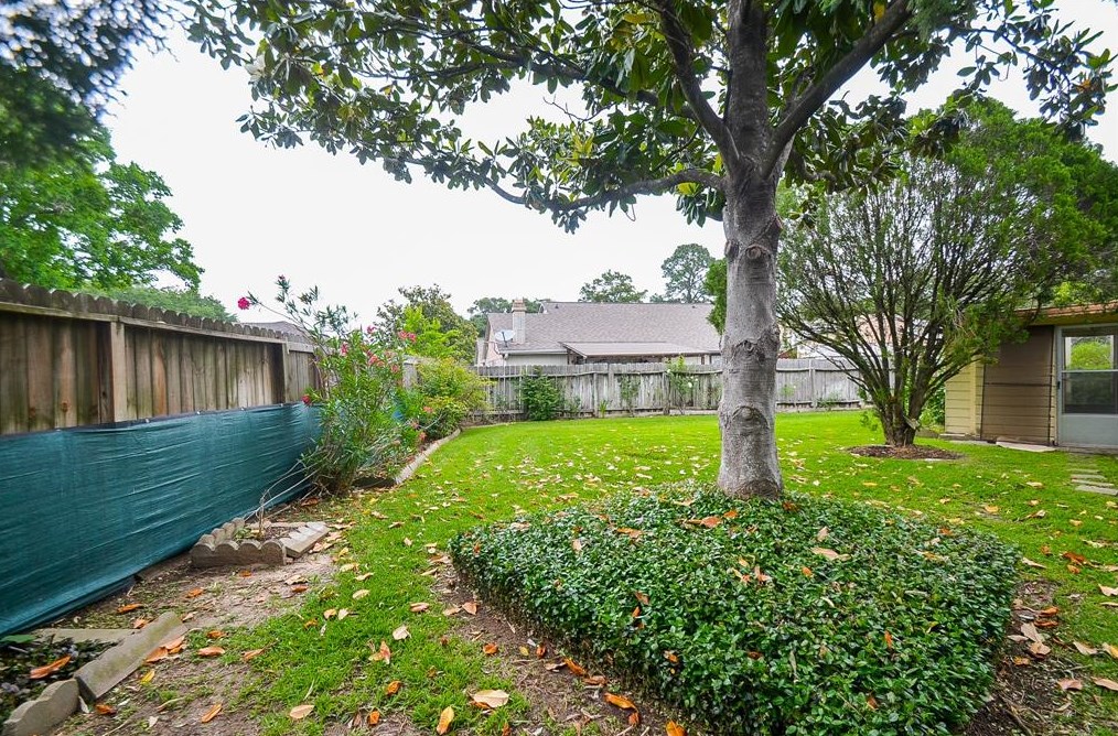 5023 Gleneagles Ct, Houston TX  77084-2604 exterior
