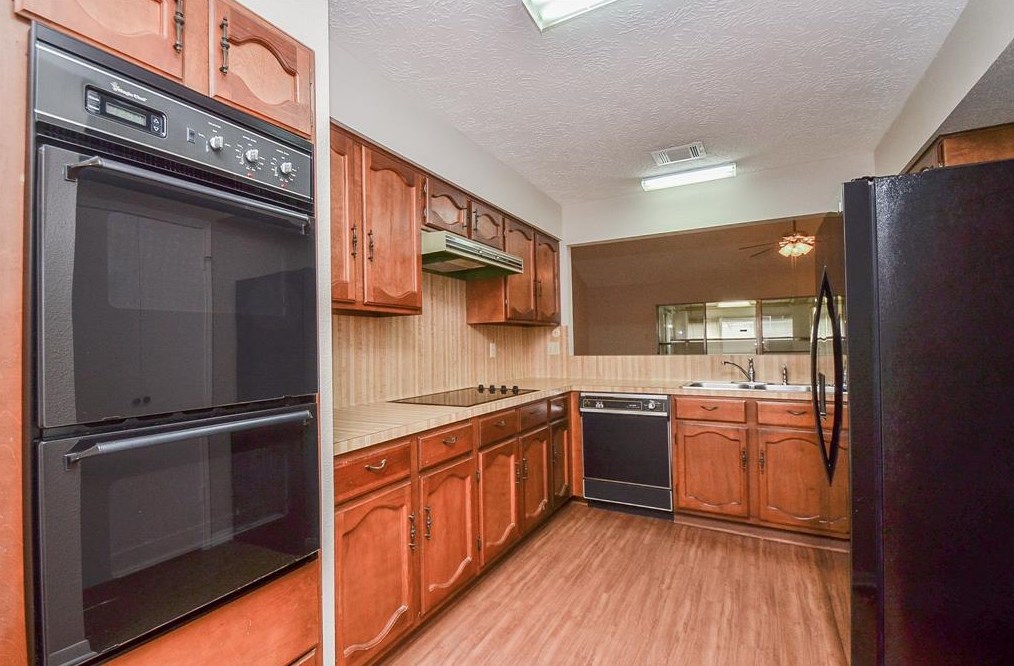 5023 Gleneagles Ct, Houston TX  77084-2604 exterior
