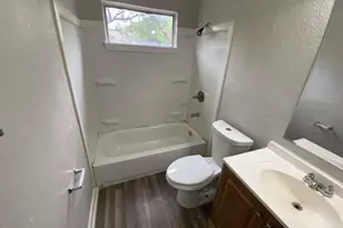10110 Rosehaven Dr, Houston, TX 77051 - Photo 7