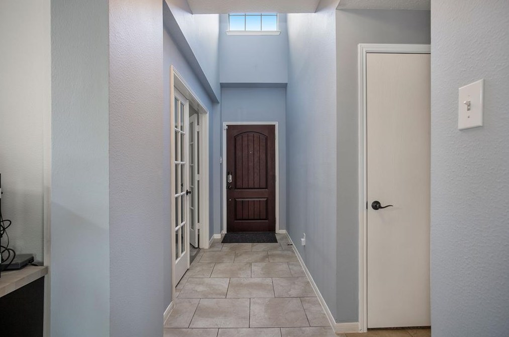 9731 Grn Vly Ln, Houston TX  77064-3834 exterior