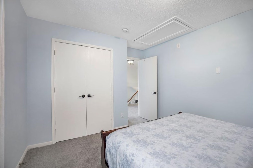 9731 Grn Vly Ln, Houston TX  77064-3834 exterior