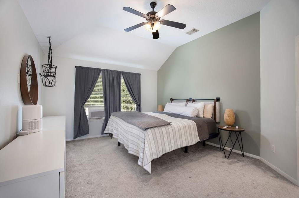 9731 Grn Vly Ln, Houston TX  77064-3834 exterior