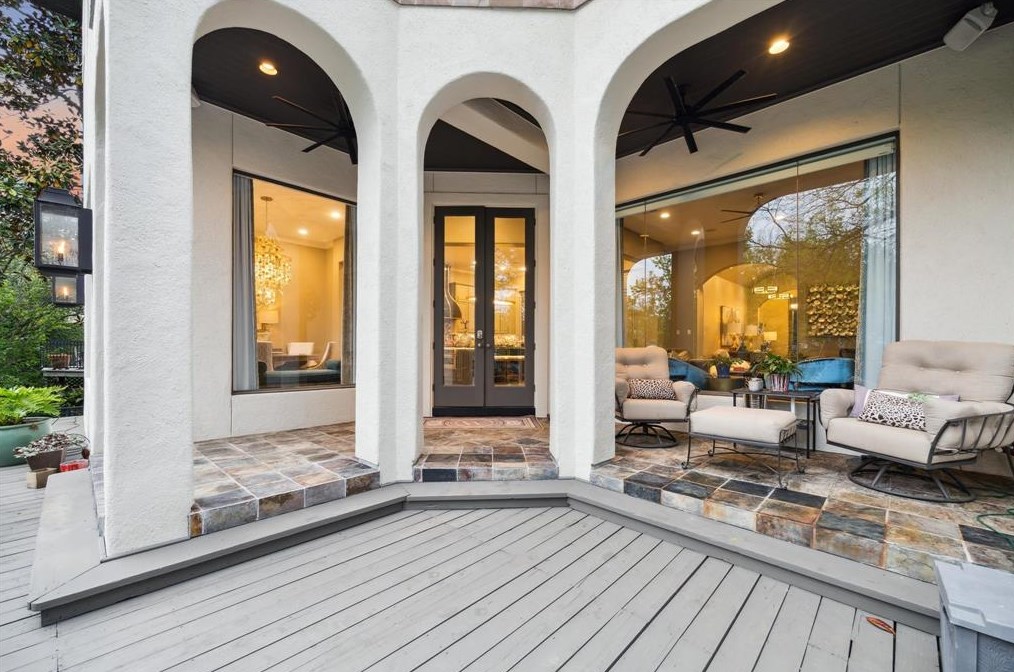 7 Ter, Houston TX  77007-5070 exterior
