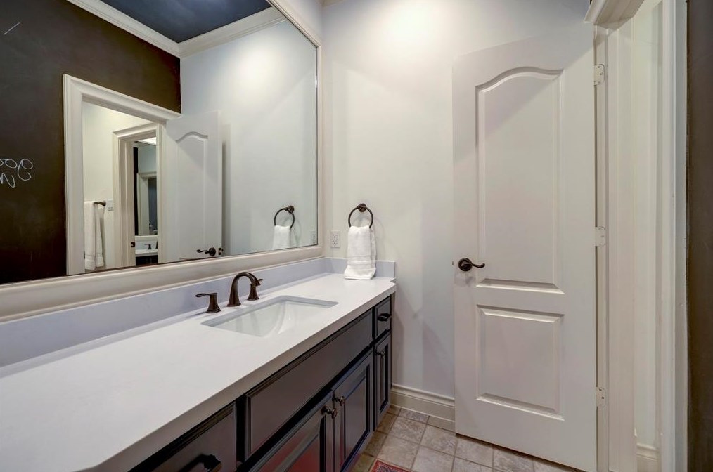 4111 Marlowe St, Houston TX  77005-2045 exterior