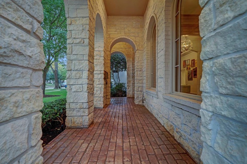 4111 Marlowe St, Houston TX  77005-1953 exterior
