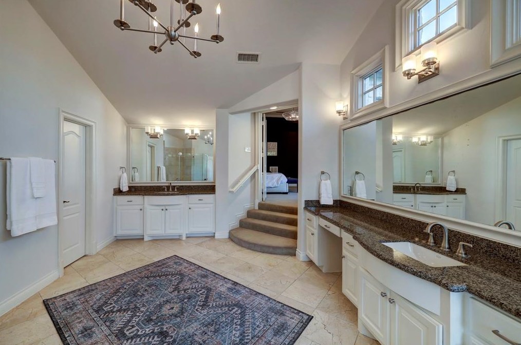 4111 Marlowe St, Houston TX  77005-2045 exterior
