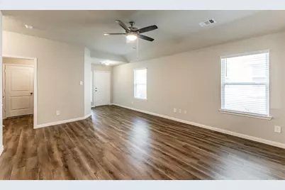 207 Black Bear Drive, Huntsville, TX 77320 - Photo 7