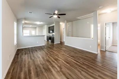 207 Black Bear Drive, Huntsville, TX 77320 - Photo 9