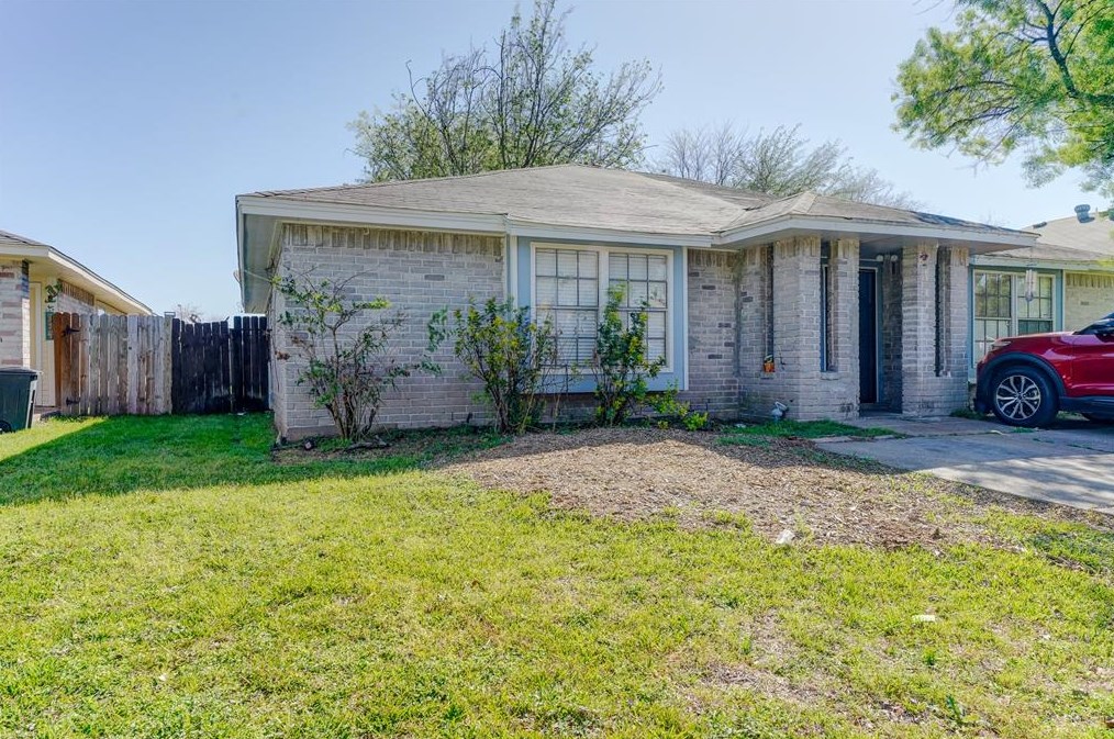 11012 Crenchrus Ct, Houston TX  77086-1404 exterior