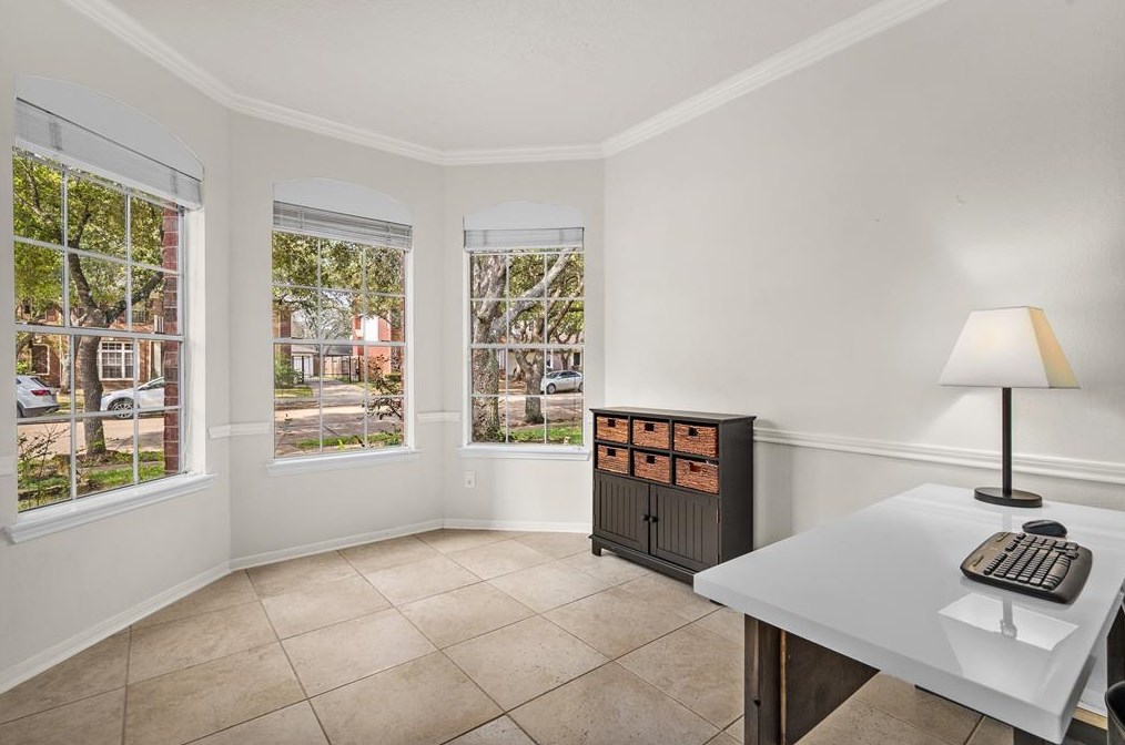 3503 Almond Creek Dr, Houston TX  77059-2819 exterior