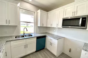 4943 Leamathew St, Houston, TX 77045 - Photo 7