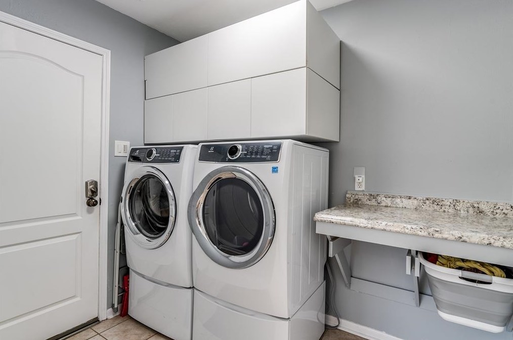 2727 Triway Ln, Houston TX 77041-7421 exterior