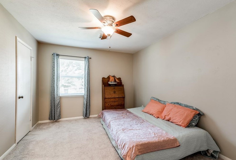 2727 Triway Ln, Houston TX 77041-7421 exterior