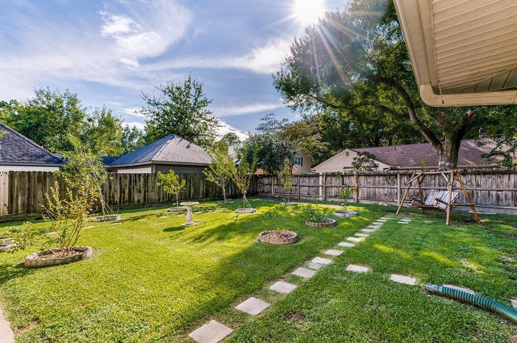 2727 Triway Ln, Houston TX 77041-7421 exterior