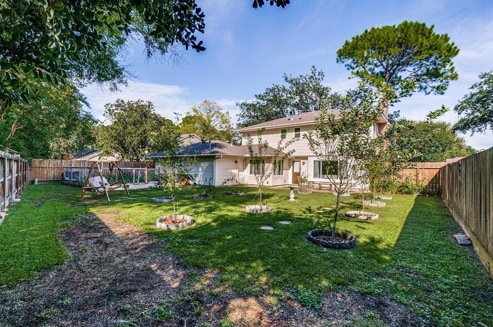 2727 Triway Ln, Houston TX 77041-7421 exterior