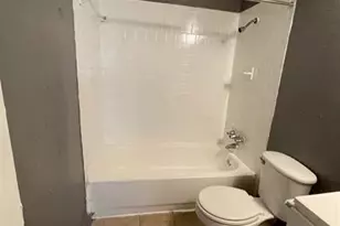 6215 Tierwester St, Houston, TX 77021 - Photo 5