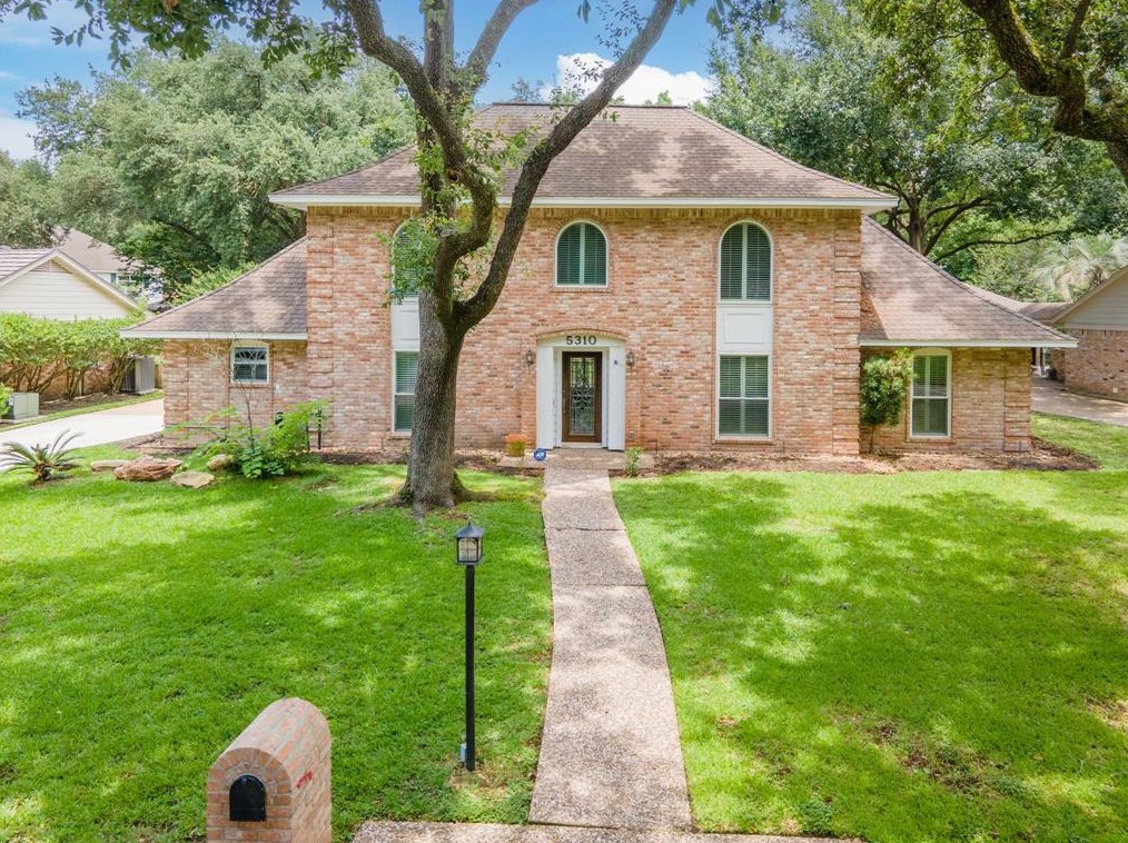 5310 Olympia Fields Ln, Houston TX  77069-3326 exterior