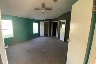 102 Bailey St, Van Alstyne, TX 75495 - Photo 3