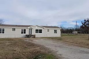 102 Bailey St, Van Alstyne, TX 75495 - Photo 5