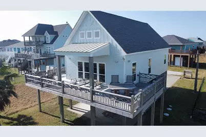 2836 Gulfview Lane, Crystal Beach, TX 77650 - Photo 1