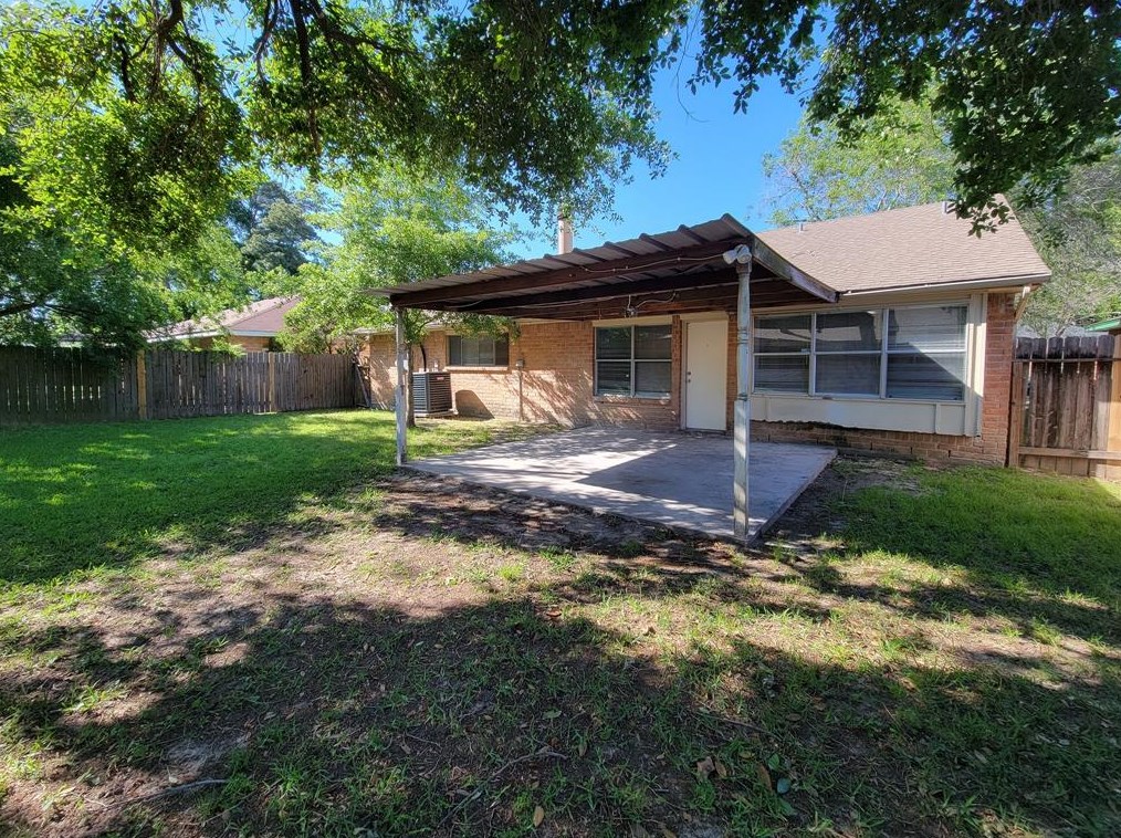 7850 Birchbark Dr, Humble TX 77338-1836 exterior