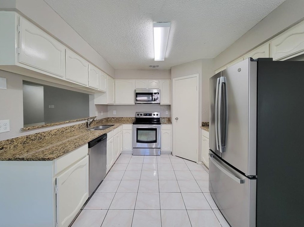 7850 Birchbark Dr, Humble TX 77338-1836 exterior