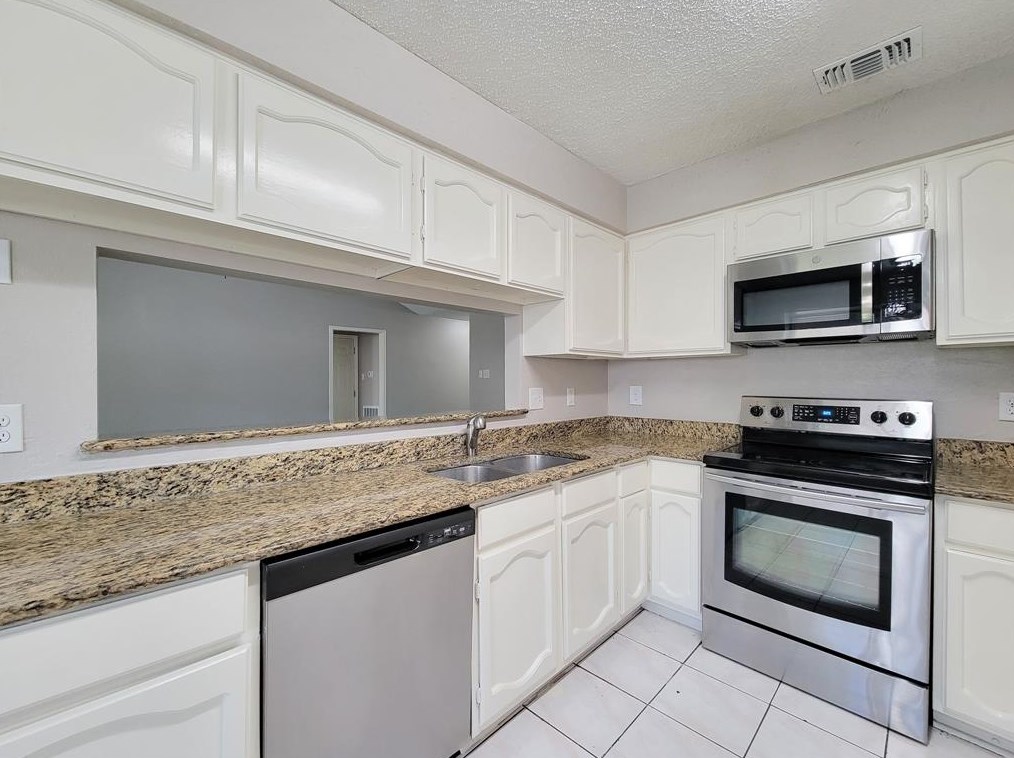 7850 Birchbark Dr, Humble TX 77338-1836 exterior