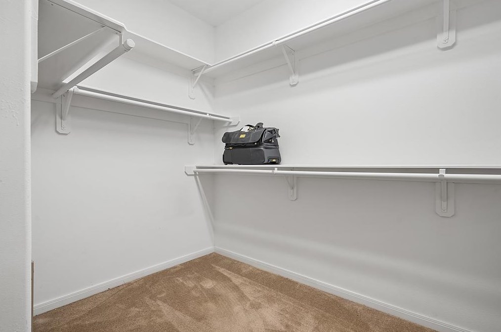 5211 Silver Oak Dr, Pasadena TX 77505-3075 exterior