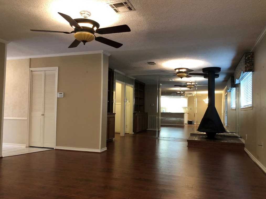 11302 Sagewood Dr, Houston TX  77089-4753 exterior