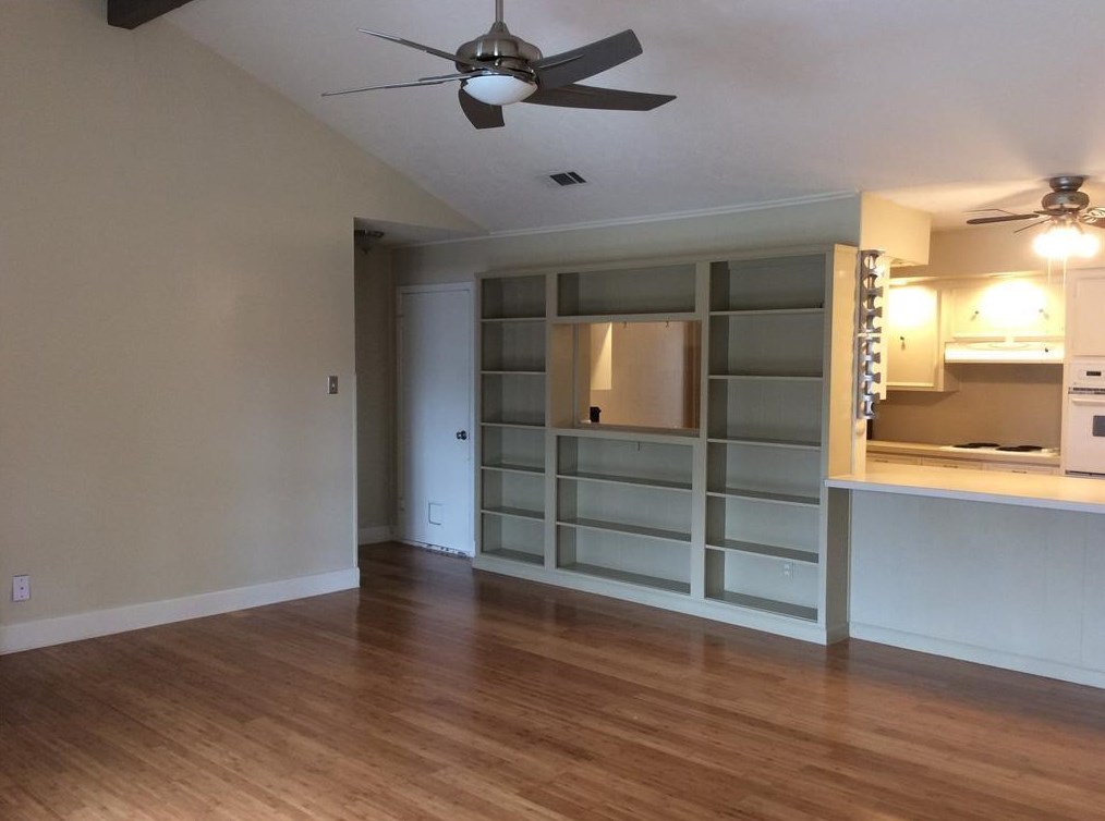 147 Camellia St, Sugar Land TX  77478-3807 exterior