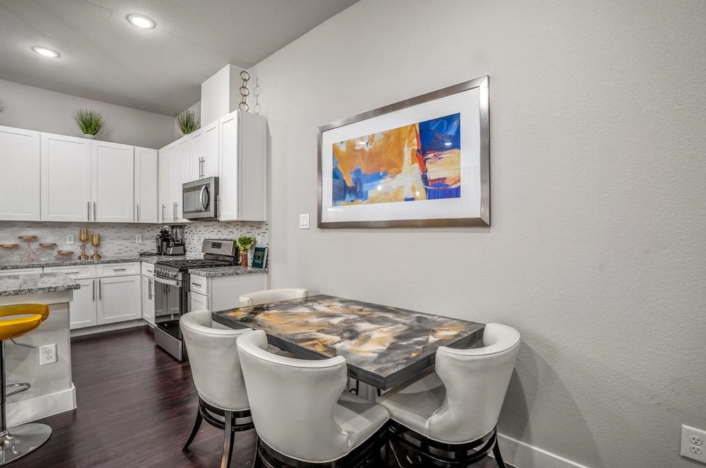 4830 Firnat, Houston TX  77016-5224 exterior