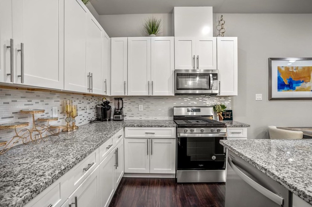 4830 Firnat, Houston TX  77016-5224 exterior