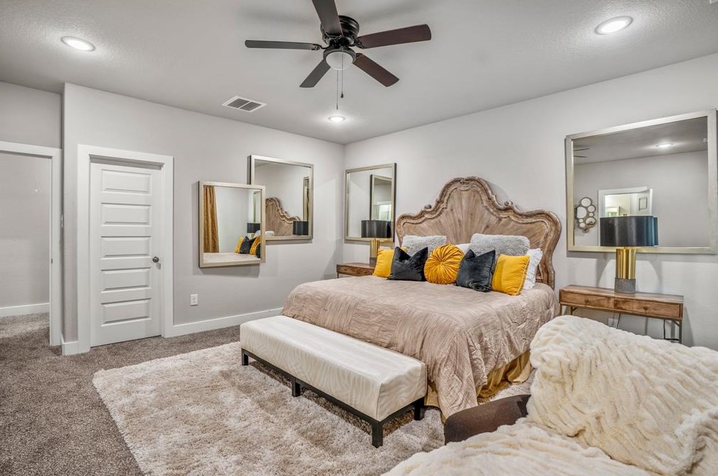 4830 Firnat, Houston TX  77016-5224 exterior