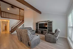 64 Hideaway Dr, Friendswood, TX 77546 - Photo 5