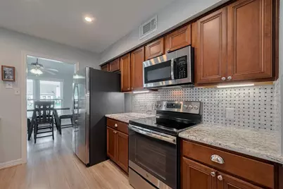 64 Hideaway Drive, Friendswood, TX 77546 - Photo 11