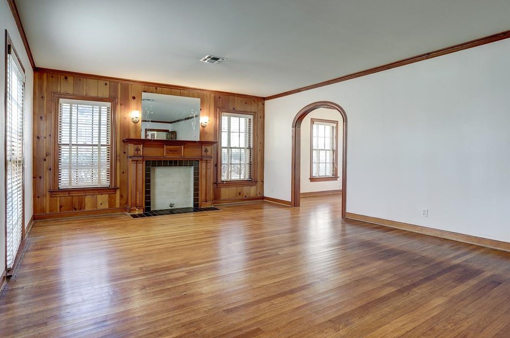 6615 Rockbridge Ln, Houston TX  77023-4019 exterior