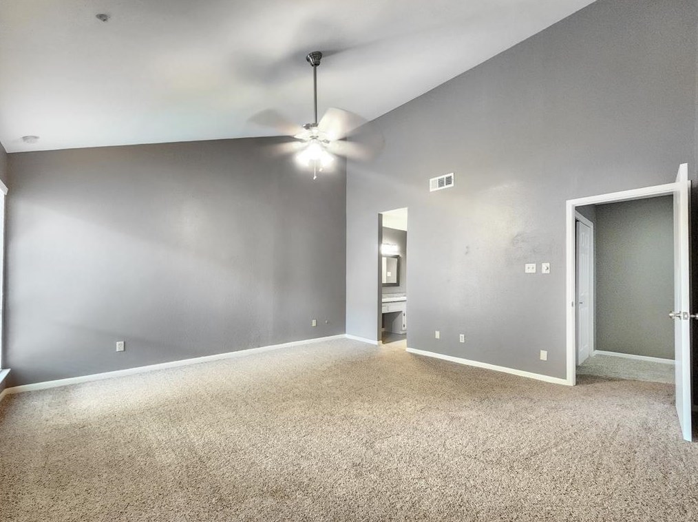 7716 Challie Ln, Houston TX 77088-4215 exterior