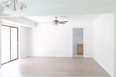 3202 Hemingway Drive, Montgomery, TX 77356 - Photo 9